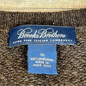 Brooks Brothers lambs wool vest XL. Does have some holes shown in pictures.